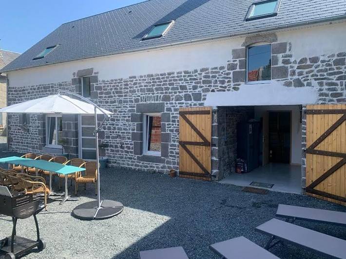 Location de vacances pour 16 personnes, avec Jacuzzi et Terrasse à Lingreville