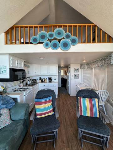 Loft for 4 Guests in California, USA, Picture 1