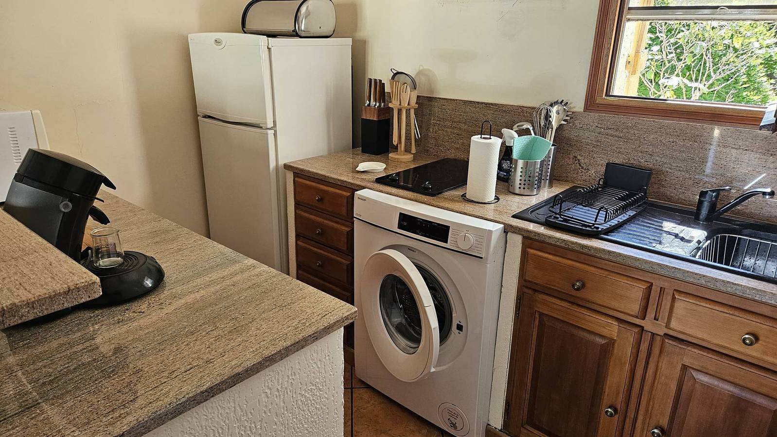 Ganze Wohnung, Studio Tilleul – 3 Personen – Wlan – In Der Nähe Von Strand Und Geschäften in Prunelli-di-Fiumorbo, Regionaler Naturpark Korsika