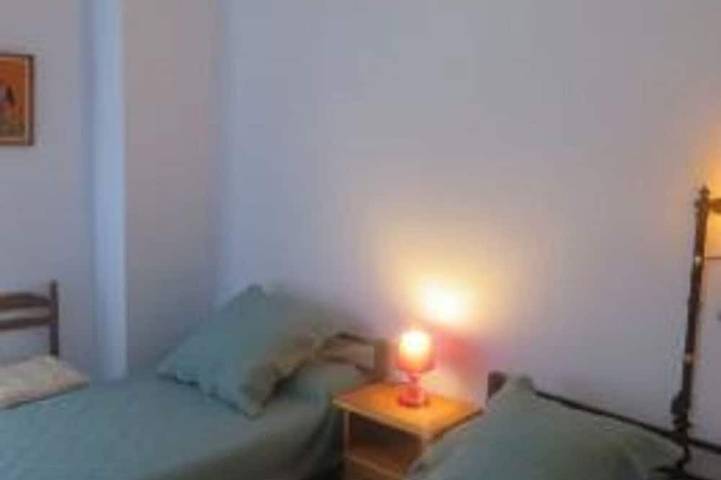 Location de vacances pour 6 personnes, avec jacuzzi ainsi que balcon et jardin à Villeneuve-lès-Béziers - 3