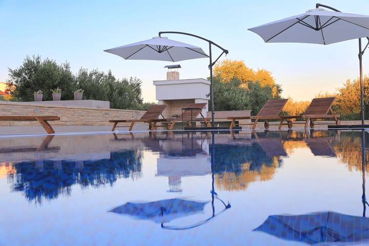 Ferienhaus für 10 Personen, mit Balkon und Terrasse sowie Garten in Sveti Filip i Jakov - 4