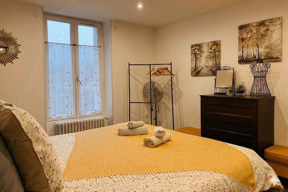 Longère cosy pour les vacances · Nature, châteaux, jacuzzi in Cellettes, Région de Blois