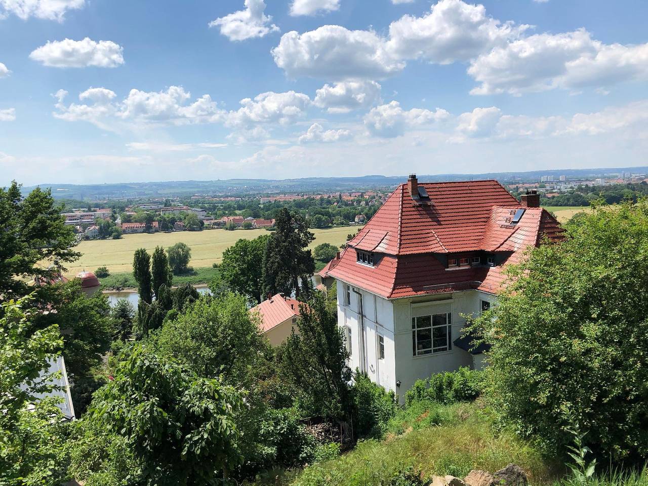 Appartamento intero, Apartment in Dresden at the Elbe Hillside in Loschwitz, Dresda