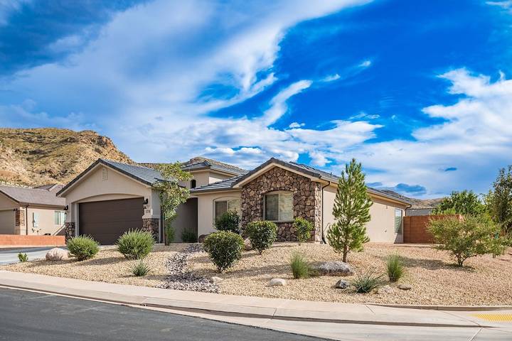 Ferienhaus für 8 Personen, mit Terrasse und Garten - 1