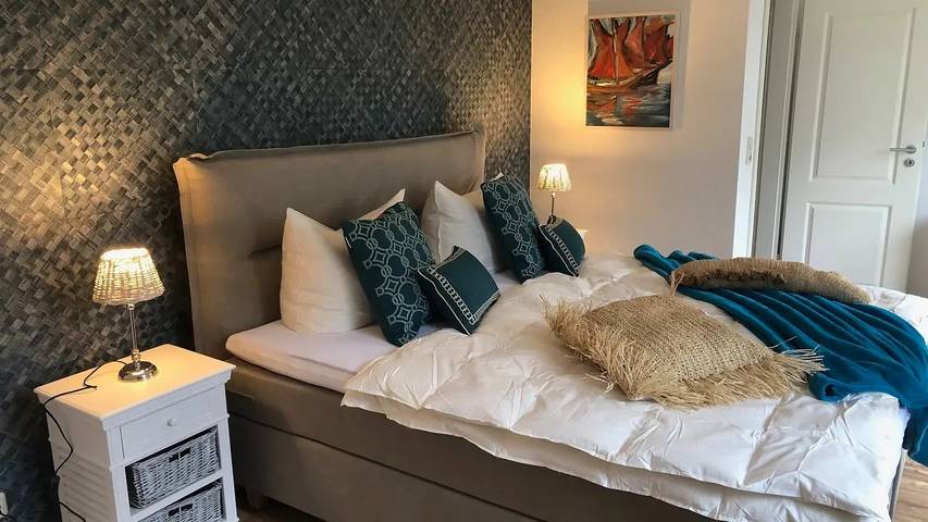 Ferienhaus für 9 Personen, mit Sauna und Garten sowie Balkon