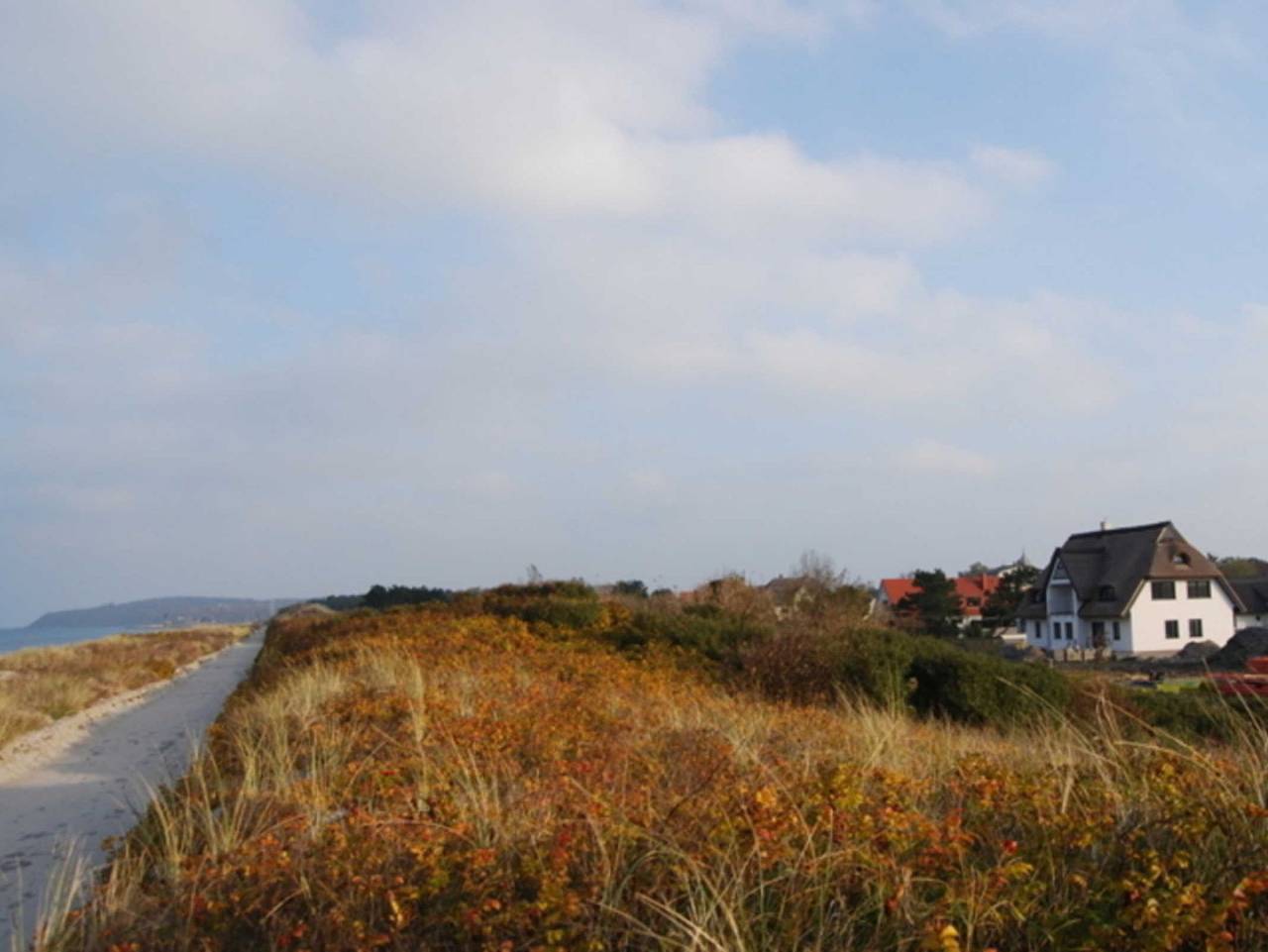 Ganze Ferienwohnung, Ferienhaus Hiddensee an der Ostsee - Fewo Iii (Meeresrauschen) in Hiddensee, Ostseeinseln