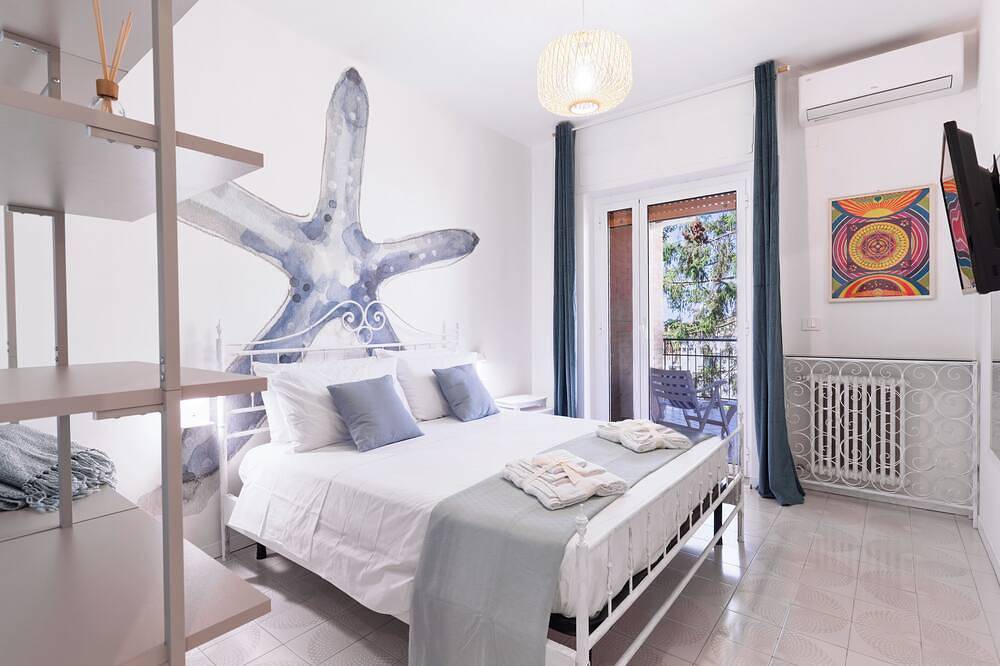 Entire apartment, Linda Blue Bay, Sorrento Coast in Piano di Sorrento, Naples Province
