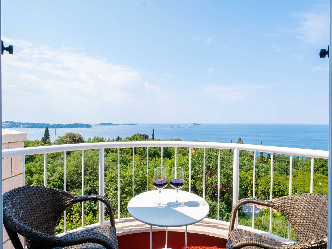 Ganze Wohnung, Villa Panorama Dubrovnik (S2) - Comfort Double Room with Balcony and Sea View in Plat, Dubrovnik-Neretva