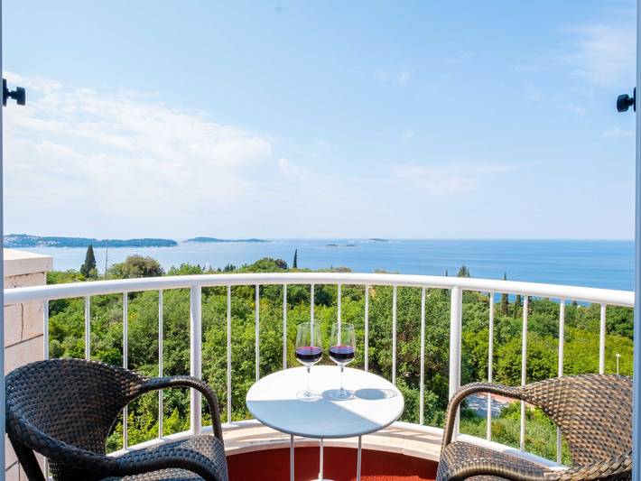 Ferienwohnung für 2 Personen, mit Garten, kinderfreundlich in Plat