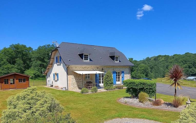 Location de vacances pour 5 personnes, avec jardin à Monein - 2