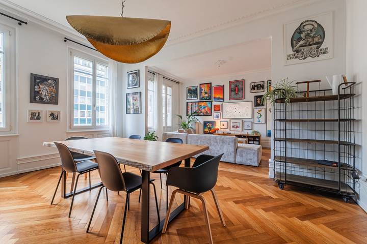 Apartamento entero, Apartamento de vacaciones para 4 personas con balcón in Estrasburgo, Región de Estrasburgo