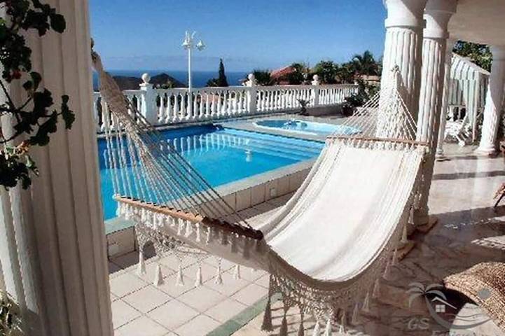 Holiday apartment for 2 people, with pool and garden - 1