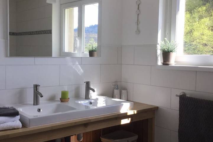 Location de vacances pour 6 personnes, avec jardin et terrasse, animaux acceptés à Ramonchamp - 4