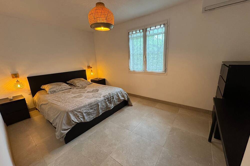 Villa 3 chambres avec piscine securisée in Rocbaron, Côte méditerranéenne (France)