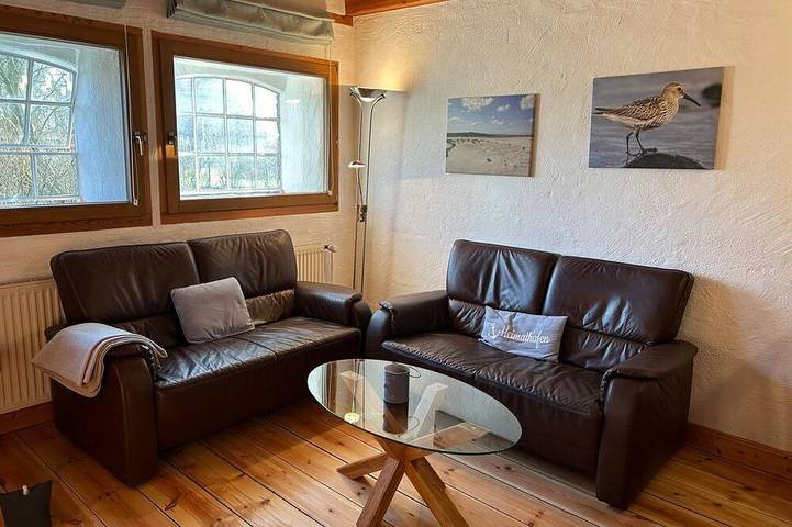 Cottage für 2 Personen, mit Garten und Terrasse in Vollerwiek
