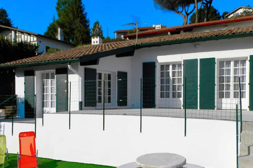Locbasque. Villa classée 3***  pleine vue océan. De 1 à 7 personnes Wifi/Clim in Ciboure, Région de Bayonne