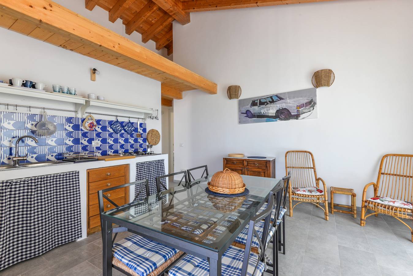 Ganze Wohnung, Ferienwohnung 'Artistica 5' mit Meerblick, gemeinsamer Terrasse und Klimaanlage in Madonna delle Grazie, Elba