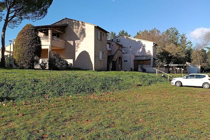 Gîte pour 2 personnes, avec terrasse ainsi que jardin et piscine, animaux acceptés à Quissac - 4