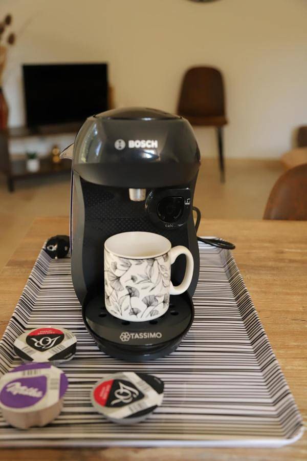 Gîte pour 2 personnes, avec vue ainsi que piscine et jardin à Pertuis - 4