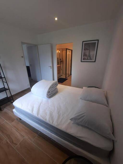 Gîte pour 4 personnes, avec terrasse à Saint-Vaast-d'Équiqueville - 2