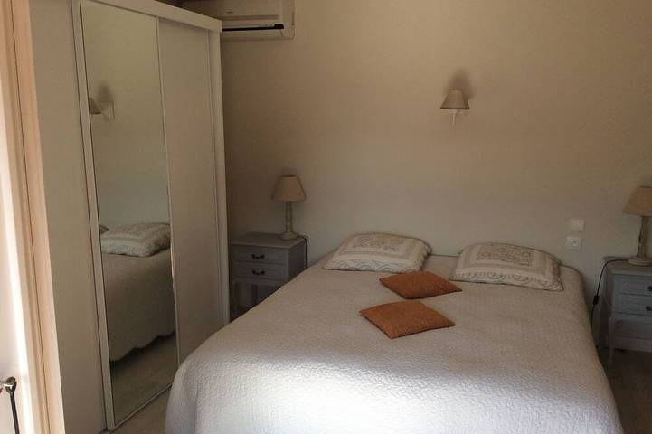 Location de vacances pour 8 personnes, avec jardin à Taulignan - 2