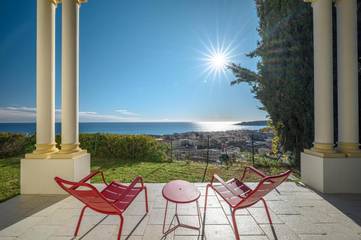 Villa pour 12 personnes, avec jardin et vue à Menton