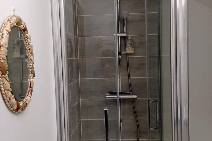 Location de vacances pour 2 personnes, avec balcon et jardin dans Plage de La Birochère - 4