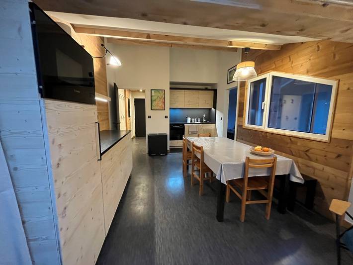 Gîte pour 8 personnes, avec terrasse à Corrençon-en-Vercors - 4