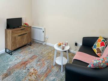 Holiday Home for 7 People in Perranporth, Cornwall, Photo 2