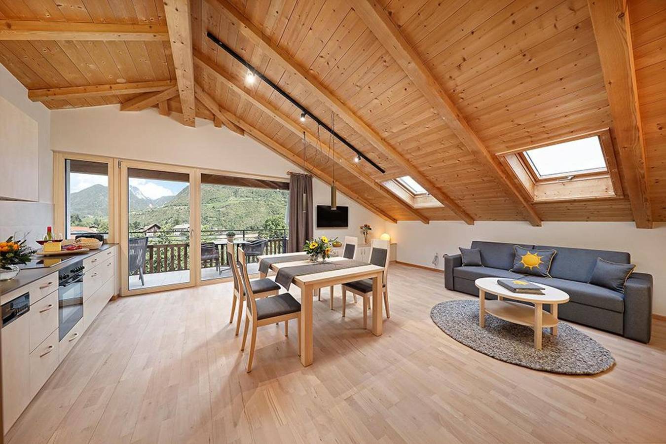Entire apartment, Apartment 'Stöckerhof Sonne' with Mountain View, Shared Pool and Wi-Fi in Merano, Sarntal Alps