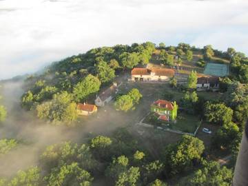 Gîte pour 13 personnes, avec piscine ainsi que jardin et vue, animaux acceptés à Saint-Jean-de-Laur