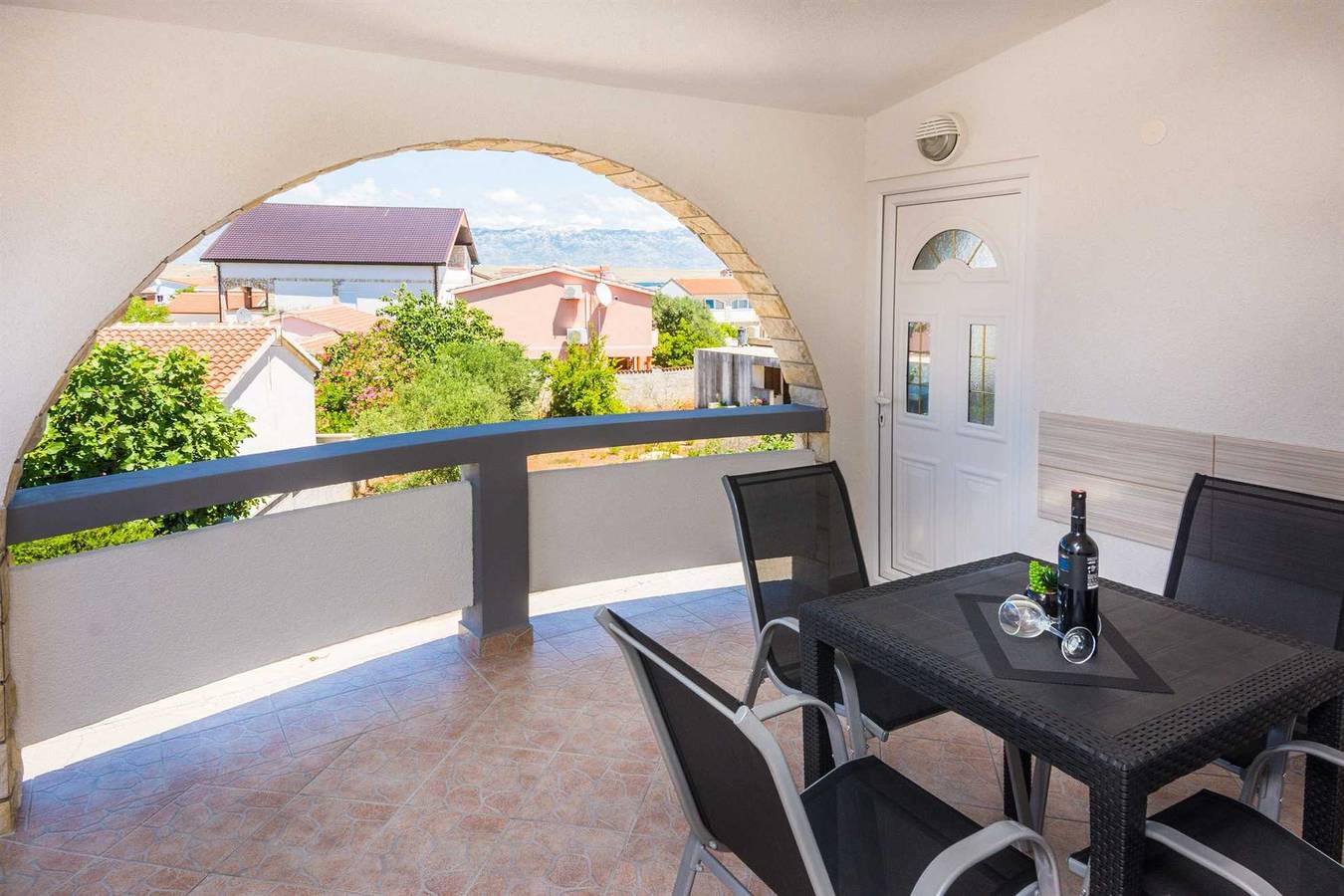 Ganze Wohnung, Fewo für 2-4 Personen | 250 m vom Strand | voll ausgestattet in Vir