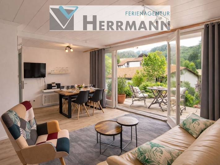 Ferienwohnung für 2 Personen, mit Ausblick und Garten in Füssen