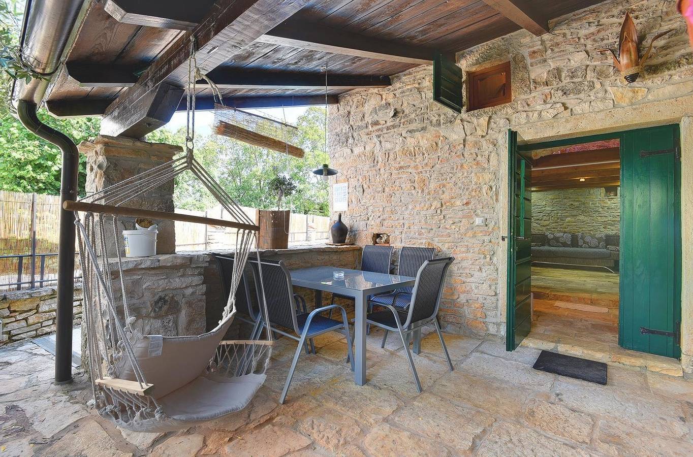 Steinhaus mit privatem und großem Pool, Wlan, Bbq in Režanci, Svetvinčenat