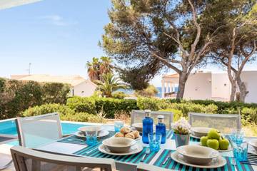 Villa in Sant Lluís, Coast of Menorca für 6 