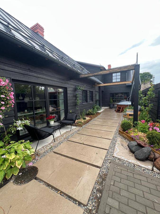 Location de vacances pour 14 personnes, avec sauna ainsi que jardin et jacuzzi à Pärnu - 2