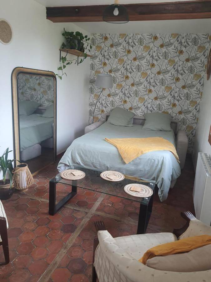 Appartement de vacances entier, La Maison Nasona in Bresles, Oise