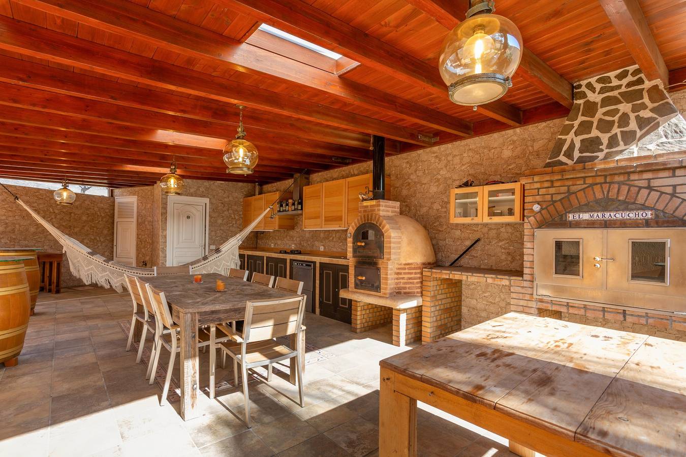 Vacation Villa 'Chalet Luxury' with Sea View, Private Pool and Wi-Fi in Candelaria, South Tenerife