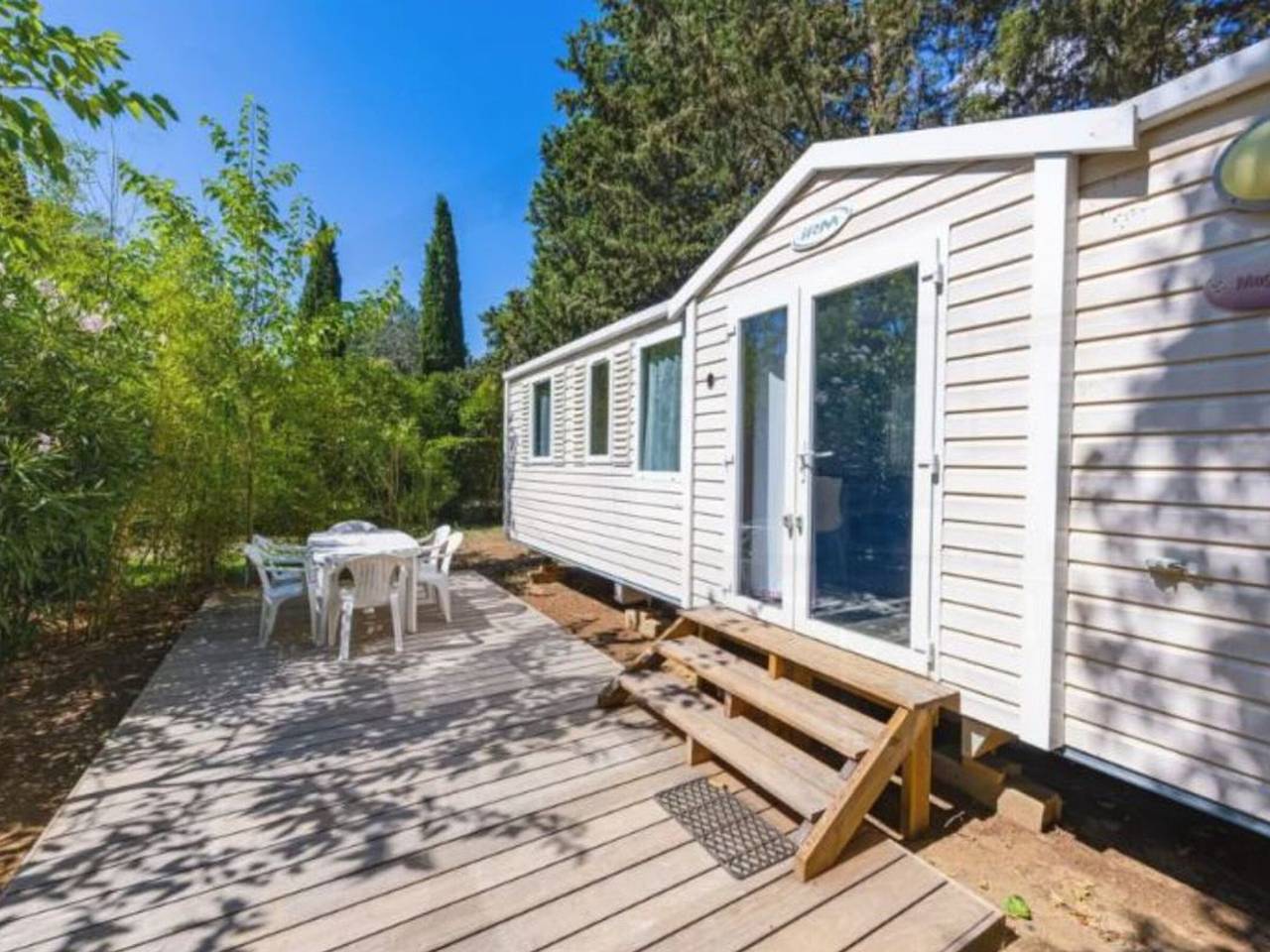 Geräumiges Mobilheim für 8 Personen in Montblanc in Montblanc, Mittelmeerküste (Frankreich)