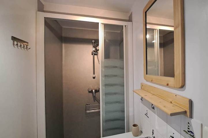 Ganze Wohnung, Bizeux Studio duplex Nr. 1 (2 Personen max) von Samstag auf Samstag in Dinard, Saint-Malo und Umgebung