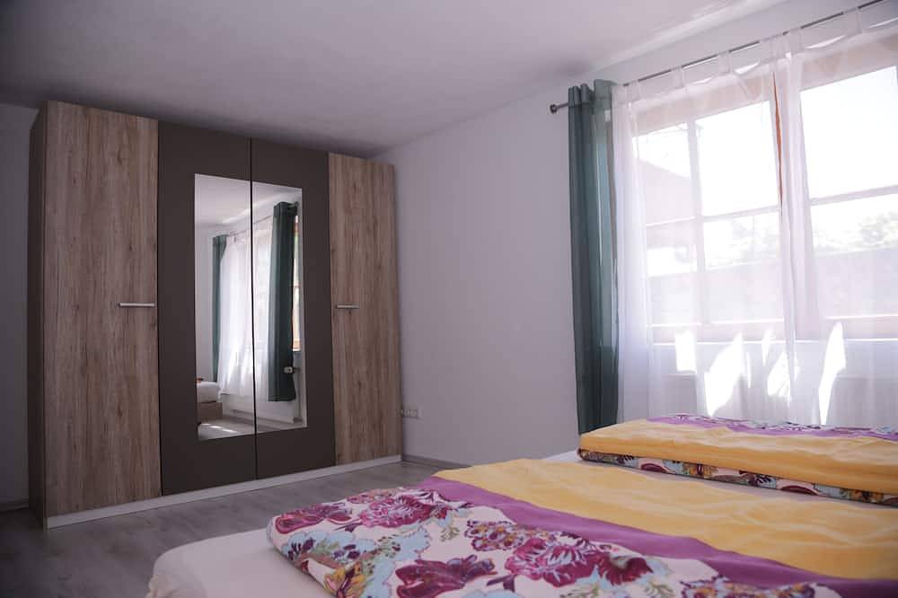 Ganze Wohnung, Komfort Ferienwohnung mit offenen Kamin 3*** in Kandern, Südschwarzwald