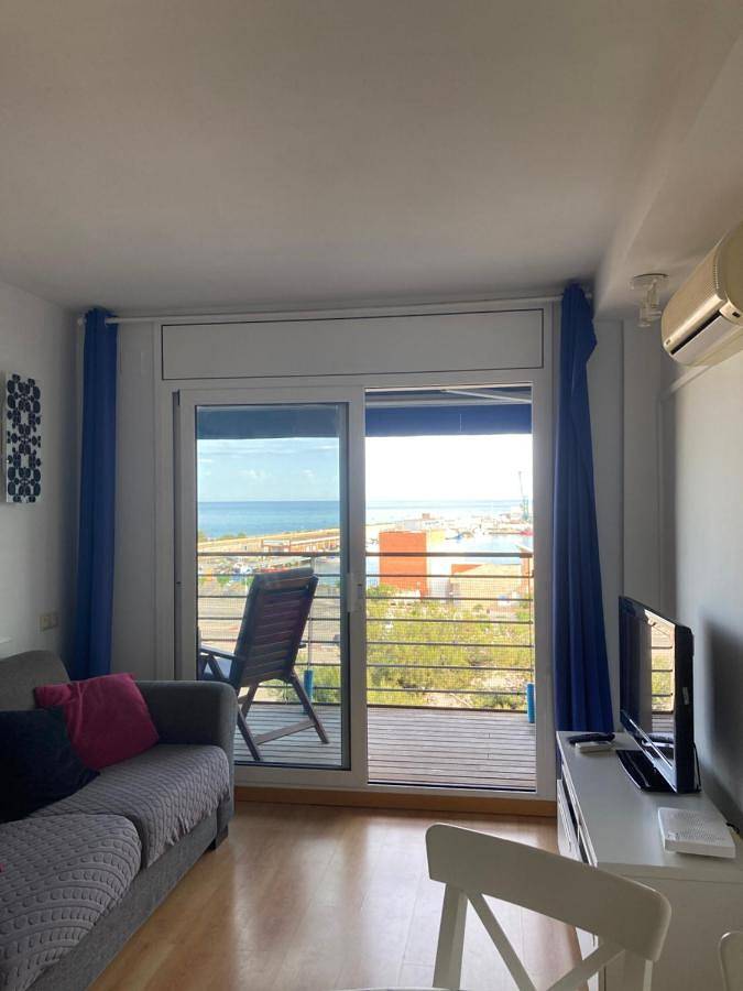 Apartamento inteiro, Apartment with Balcony in Vilanova i la Geltrú, Garraf