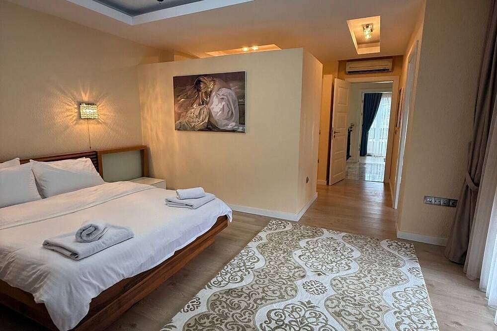 Mountain 4-bedroom villa in superb Antalya in Konyaaltı, Antalya (provincie)