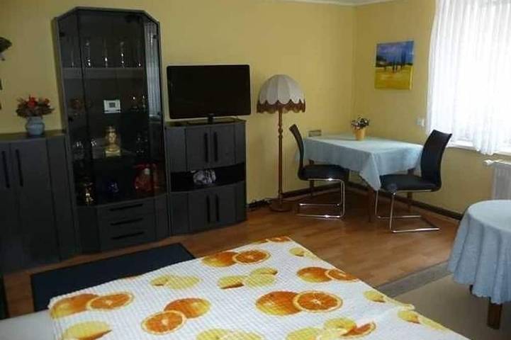 Ferienwohnung für 3 Personen, mit Garten