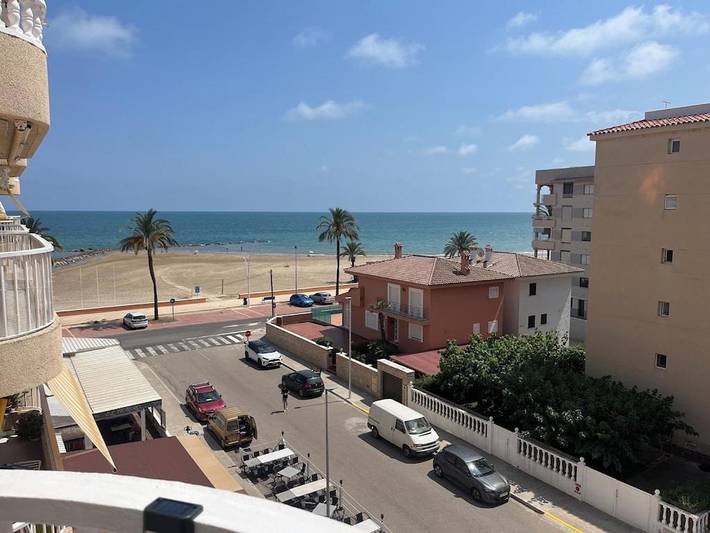 Apartamento para 4 personas, con Balcón además de Terraza y Vistas en Torreblanca