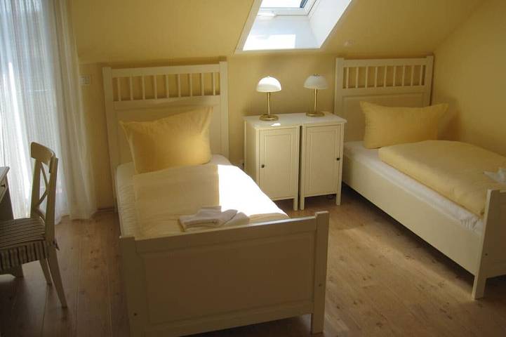 Ferienhaus für 8 Personen, mit Whirlpool und Garten sowie Sauna in Kamminke - 2