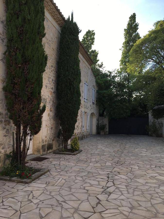 Location de vacances pour 14 personnes, avec jardin à Mudaison - 2