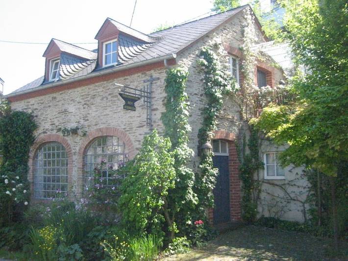 Ferienwohnung für 2 Personen, mit Balkon und Garten, kinderfreundlich in Schweich an der Römischen Weinstraße - 2