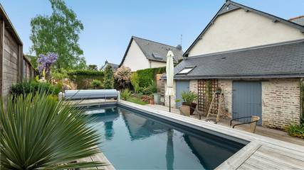 Maison De Vacances pour 4 Personnes dans Chartres-de-Bretagne, Ille-et-Vilaine, Photo 1