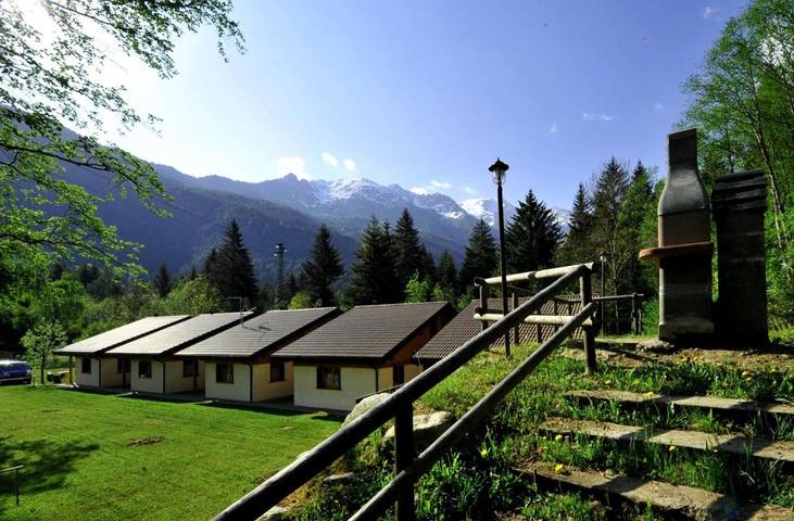 Gîte pour 4 personnes, avec jardin et piscine à Temù - 4